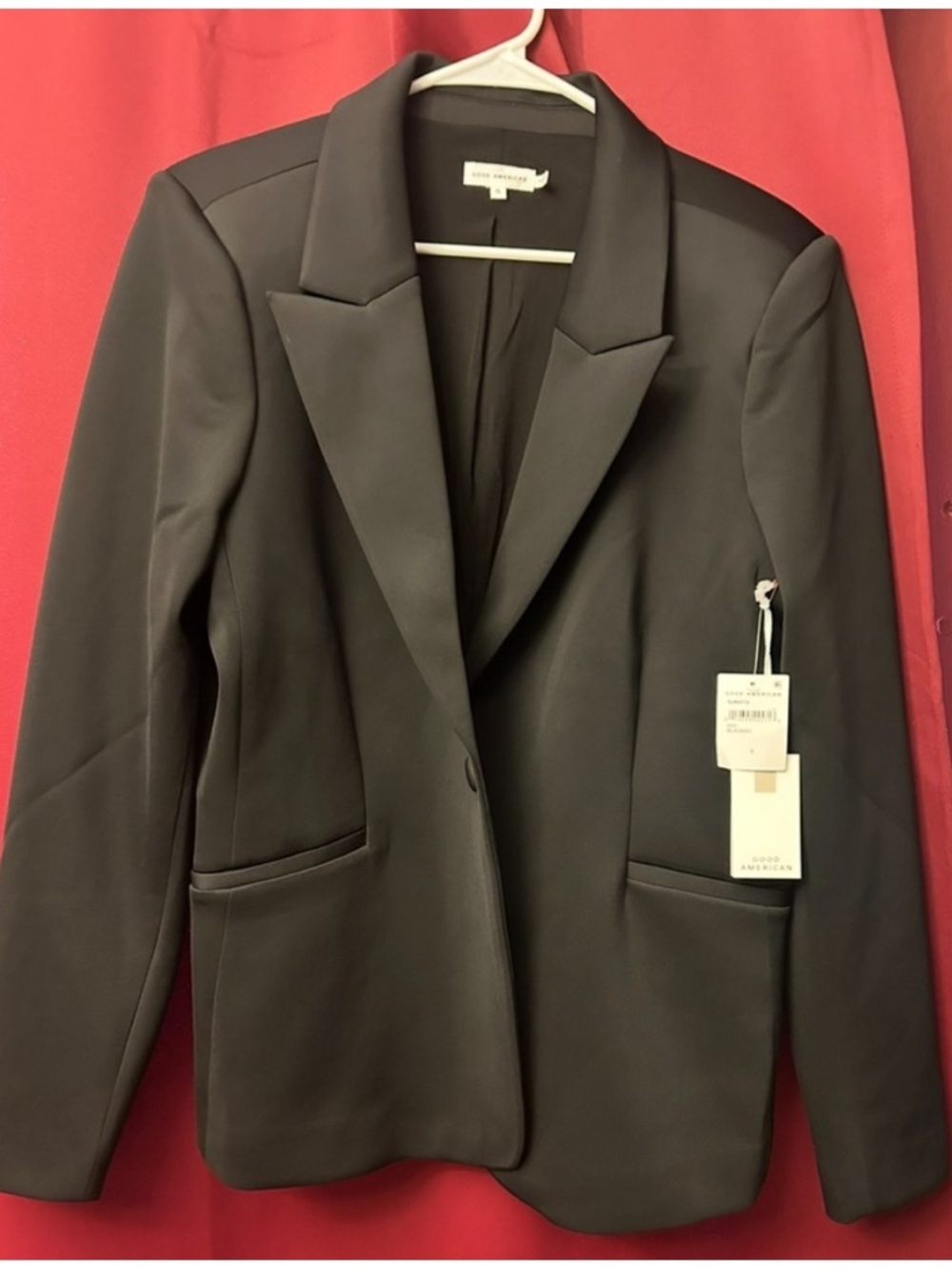 NWT Good American single button scuba blazer
SIZE 5 fits L/XL